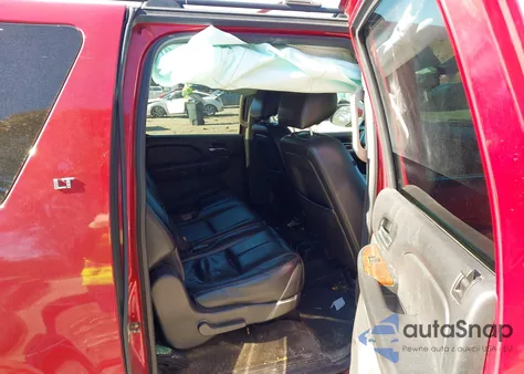 2013 Chevrolet Suburban 1500 Lt z USA, uszkodzony, nr VIN 1GNSCJE05DR126930